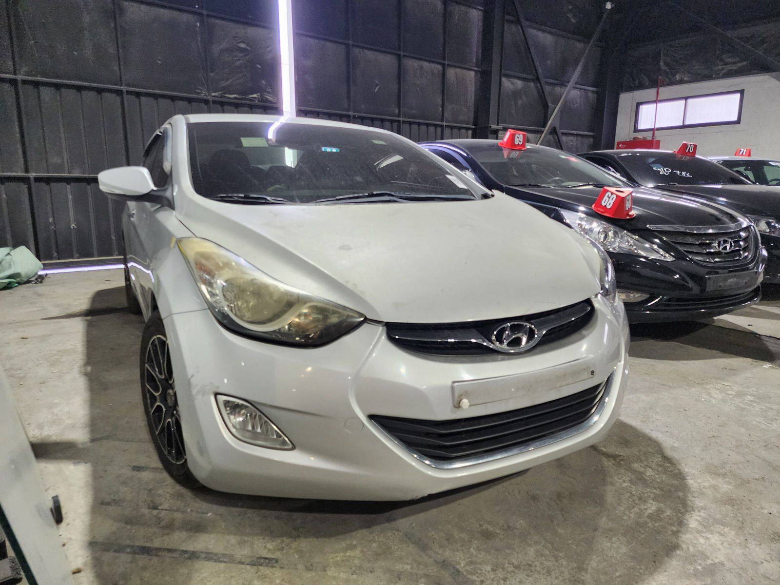 2011 HYUNDAI AVANTE — 123485 KM — Lot 045964 — Ind. 12 - Marhaba Auctions Used Cars - Image 4