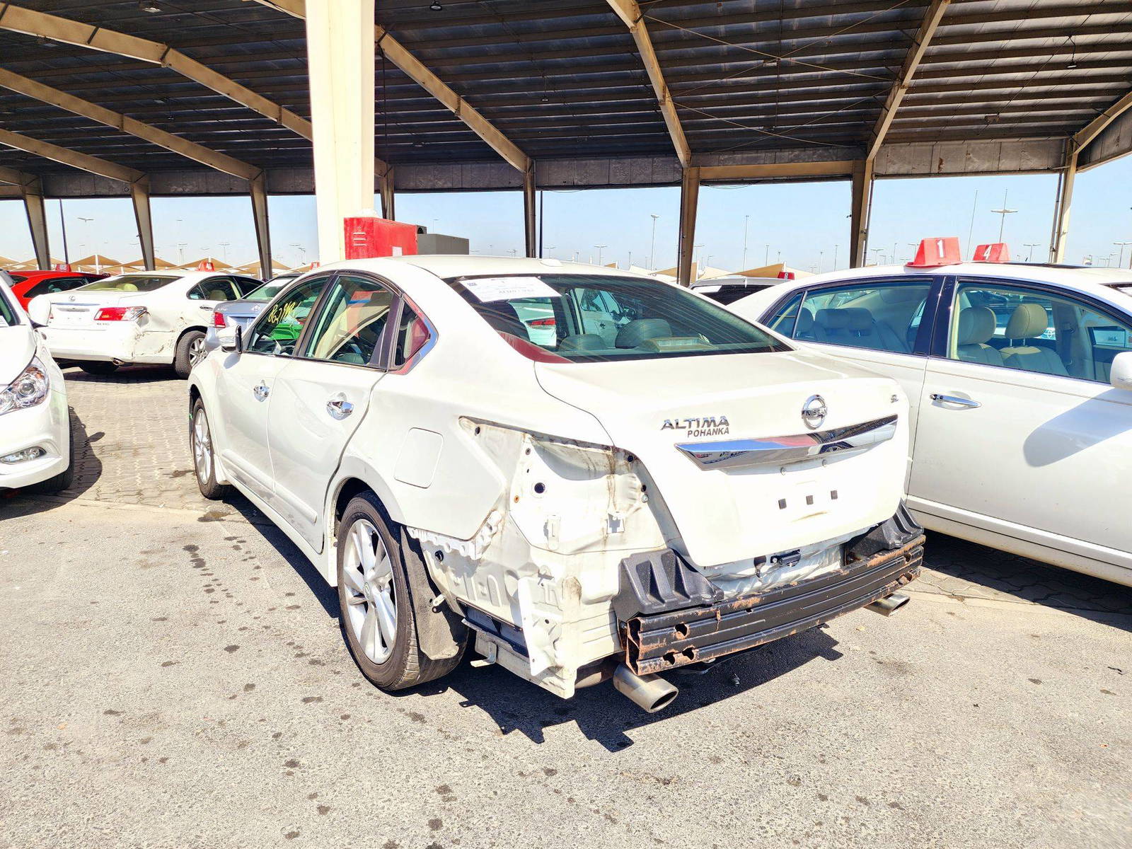 2015 NISSAN ALTIMA — 126521 Miles — Lot AP5FC446960 — Souq - Marhaba Auctions Used Cars - Image 3