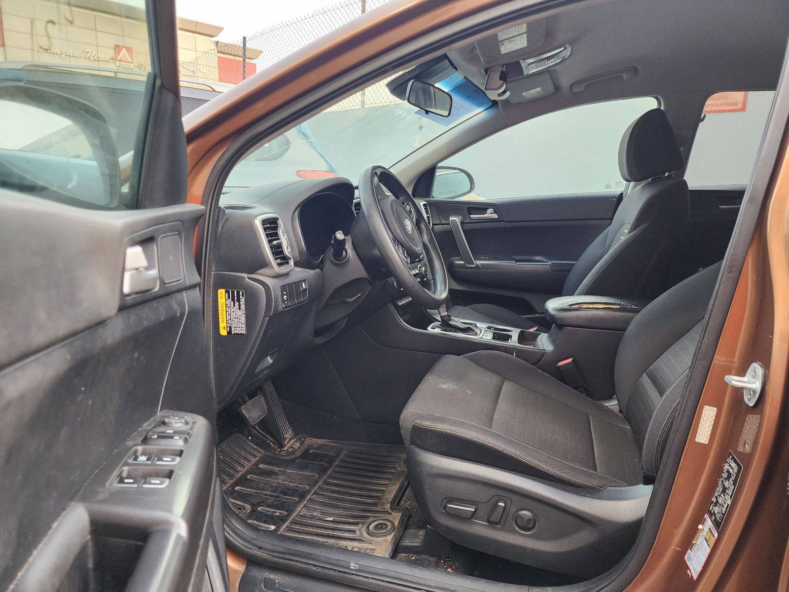 2019 KIA SPORTAGE — 111581 Miles — Lot 613753 — Al Quoz - Marhaba Auctions Used Cars - Image 9