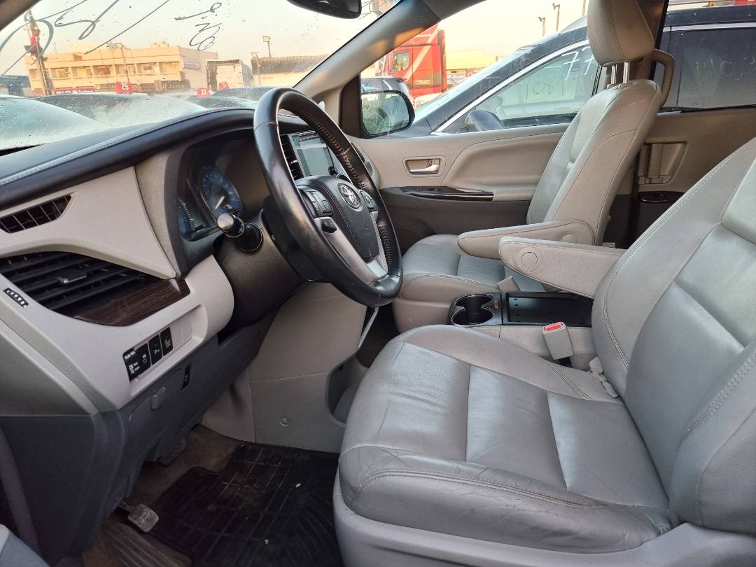 2015 TOYOTA SIENNA — 183876 Miles — Lot 125487 — Ind. 12 - Marhaba Auctions Used Cars - Image 6