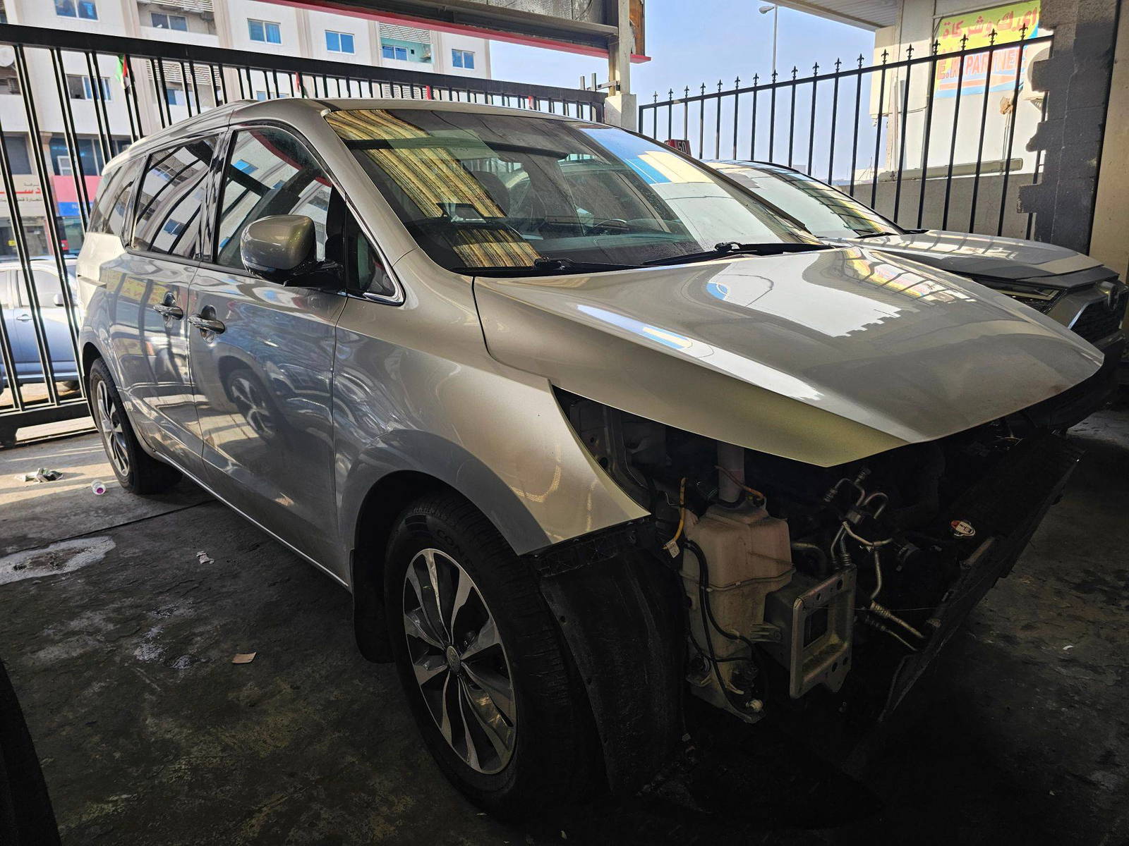 KIA SEDONA 2017 - Marhaba Auction Used Cars - Image 4