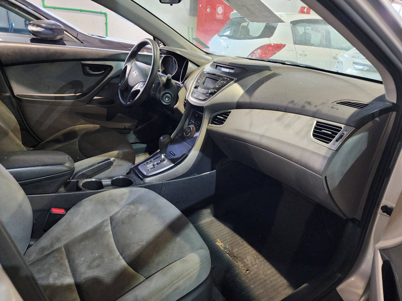 2013 HYUNDAI ELANTRA — 103790 Miles — Lot 68076323 — Al Quoz - Marhaba Auctions Used Cars - Image 8