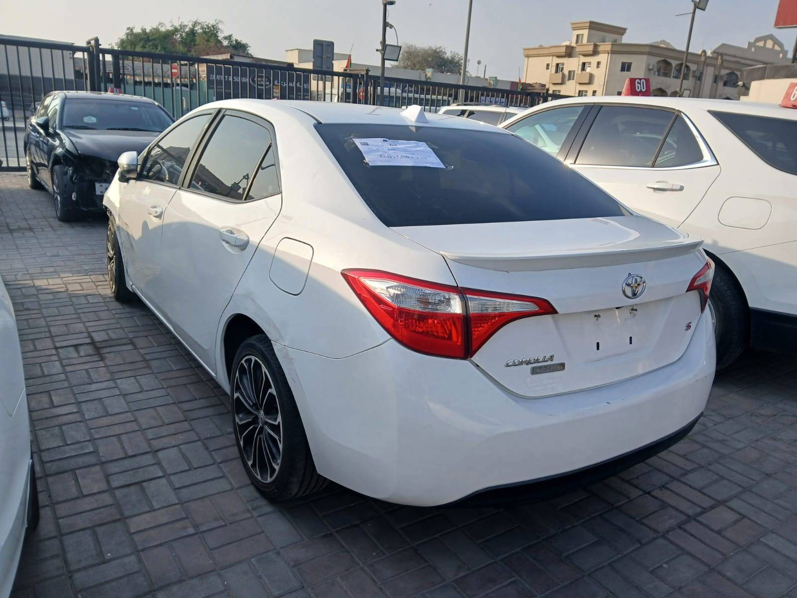 TOYOTA COROLLA