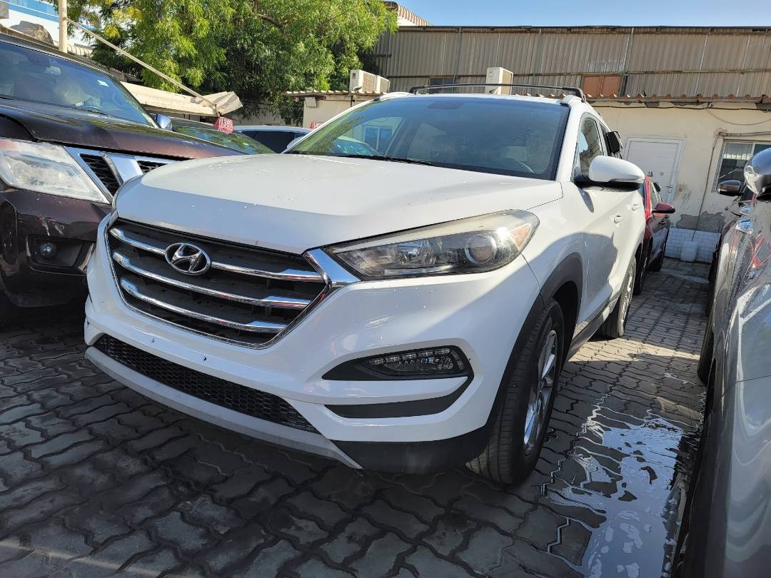 2017 HYUNDAI TUCSON — 94732 Miles — Lot HU353790 — Main - Marhaba Auctions Used Cars - Image 5