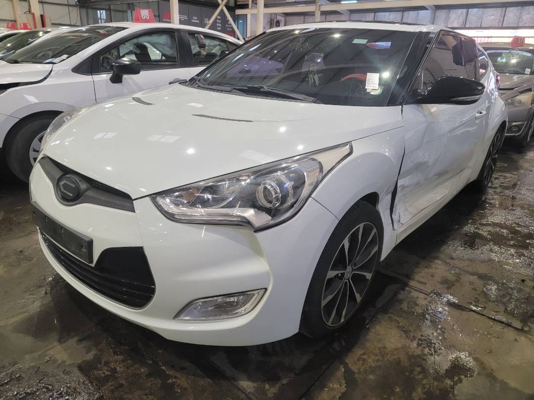 2012 HYUNDAI VELOSTER — 167027 KM — Lot 005412 — Main - Marhaba Auctions Used Cars - Image 5