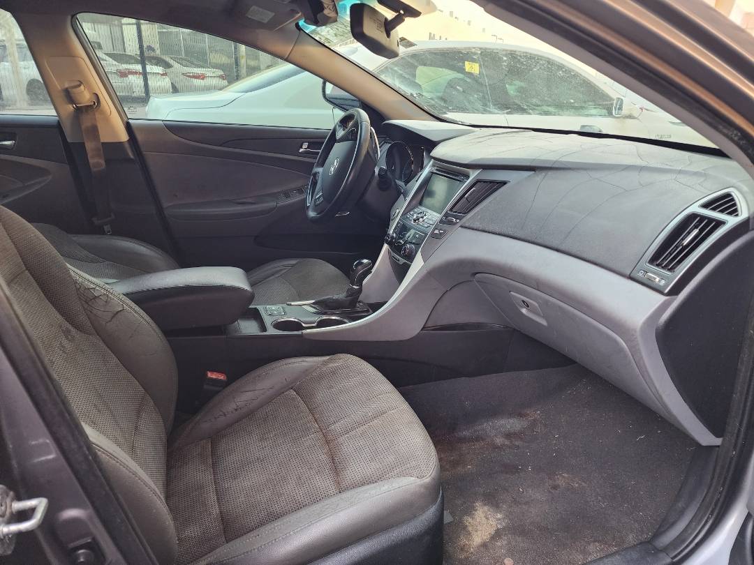 2013 HYUNDAI SONATA — 170696 Miles — Lot 82384443 — Main - Marhaba Auctions Used Cars - Image 5