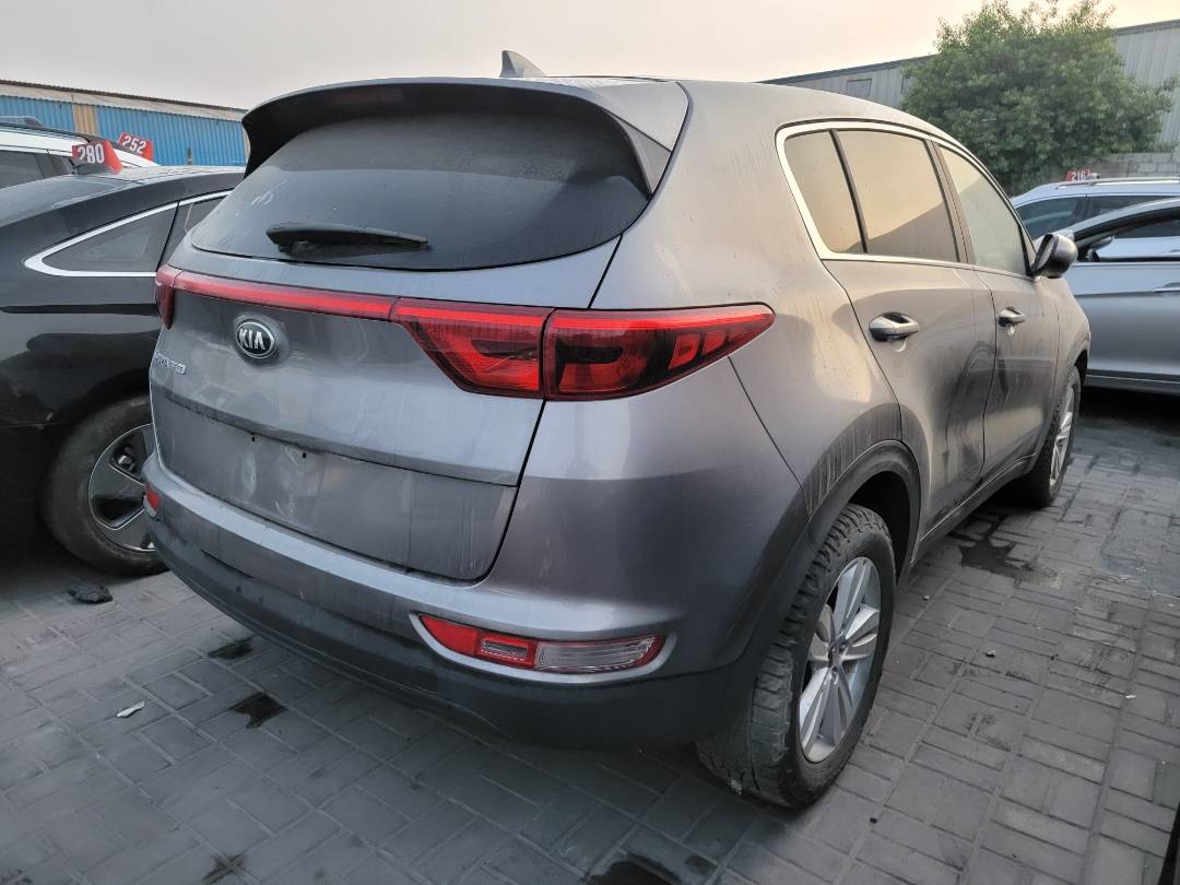 2017 KIA SPORTAGE — 133107 Miles — Lot 3H7141712 — Souq - Marhaba Auctions Used Cars - Image 6