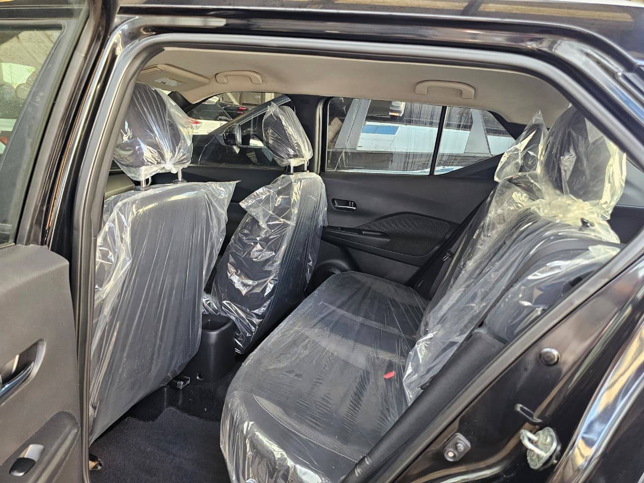 2020 NISSAN KICKS — 85684 Miles — Lot 4LL490739 — Main - Marhaba Auctions Used Cars - Image 6