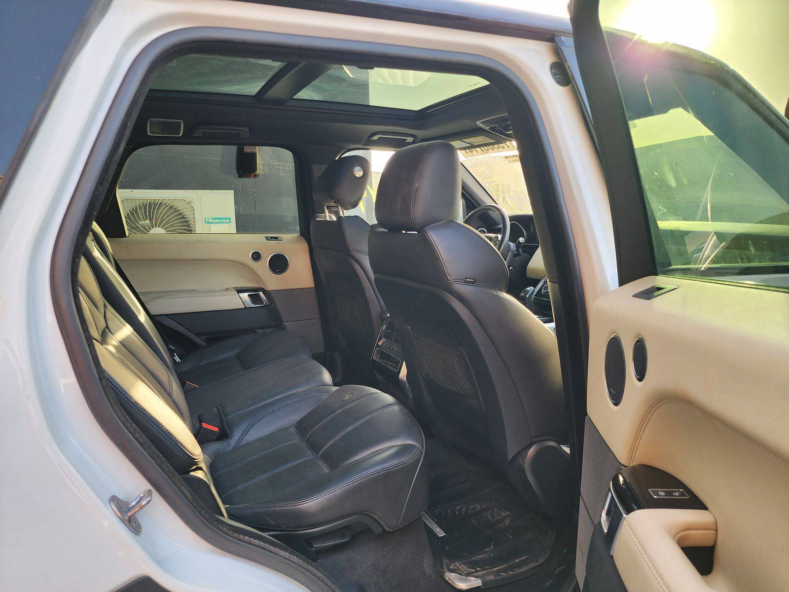2017 LAND ROVER RANGE ROVER SPORT — 138287 Miles — Lot HA687388 — Main - Marhaba Auctions Used Cars - Image 7