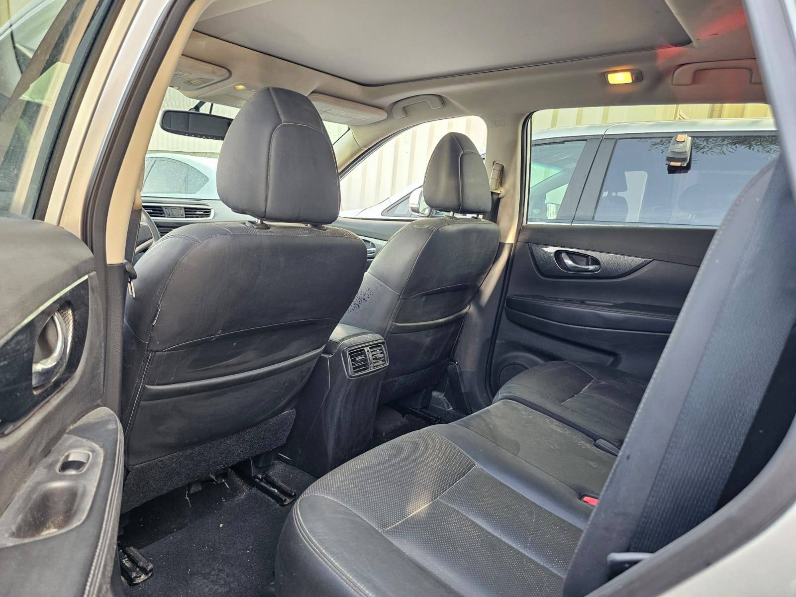 2015 NISSAN ROGUE — 158038 Miles — Lot 7FC799095 — Main - Marhaba Auctions Used Cars - Image 8