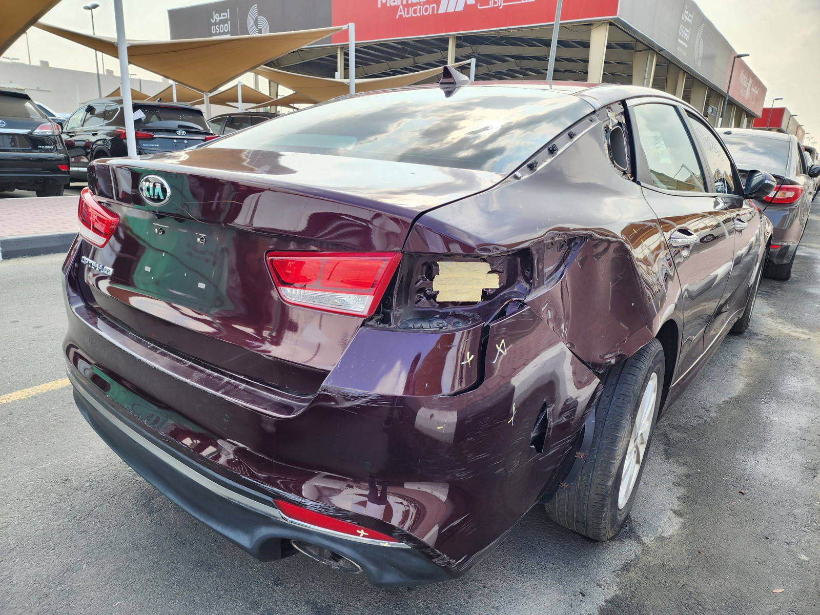 2018 KIA OPTIMA — 77147 Miles — Lot 37452650 - Marhaba Auctions Used Cars - Image 11