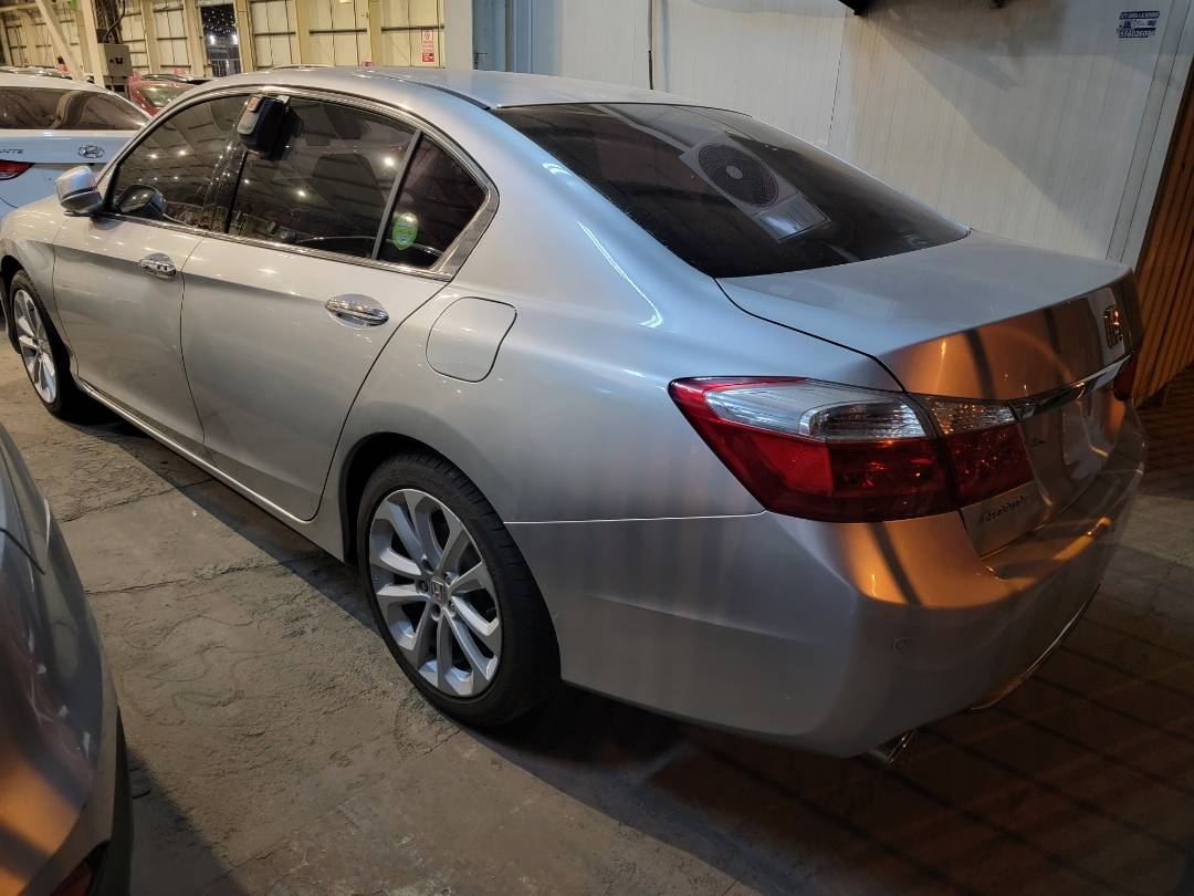 2013 HONDA ACCORD — 239075 KM — Lot 510283 — Main - Marhaba Auctions Used Cars - Image 5