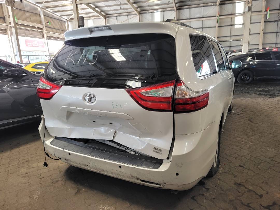 2015 TOYOTA SIENNA — 140175 Miles — Lot 87954175 — Main - Marhaba Auctions Used Cars - Image 4