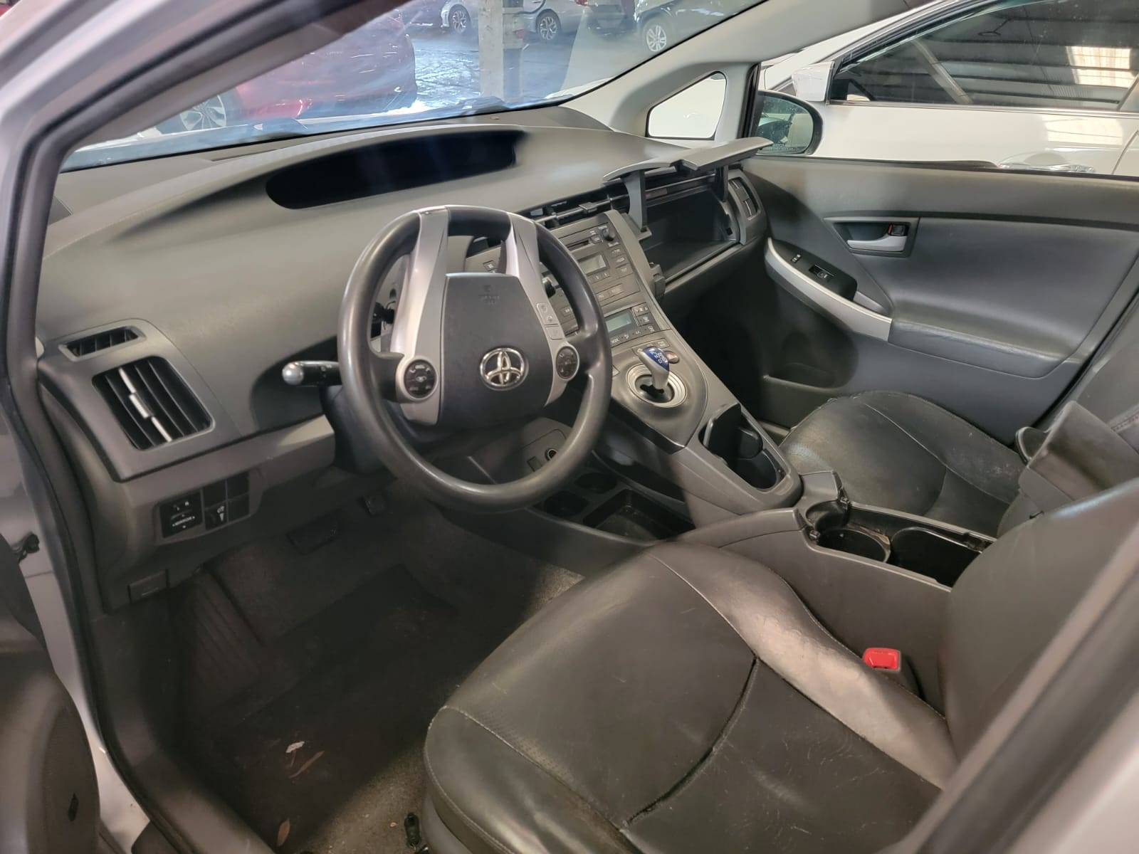 2010 TOYOTA PRIUS — 211215 Miles — Lot 0A0092110 — Main - Marhaba Auctions Used Cars - Image 7