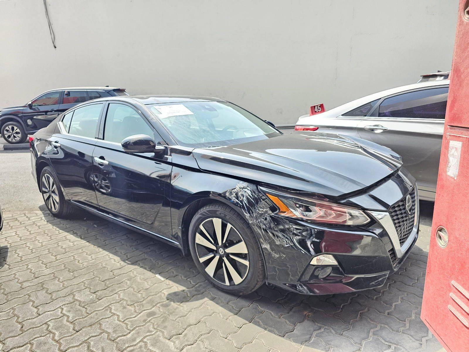 2019 NISSAN ALTIMA — 72341 Miles — Lot KC121479 — Souq - Marhaba Auctions Used Cars - Image 5