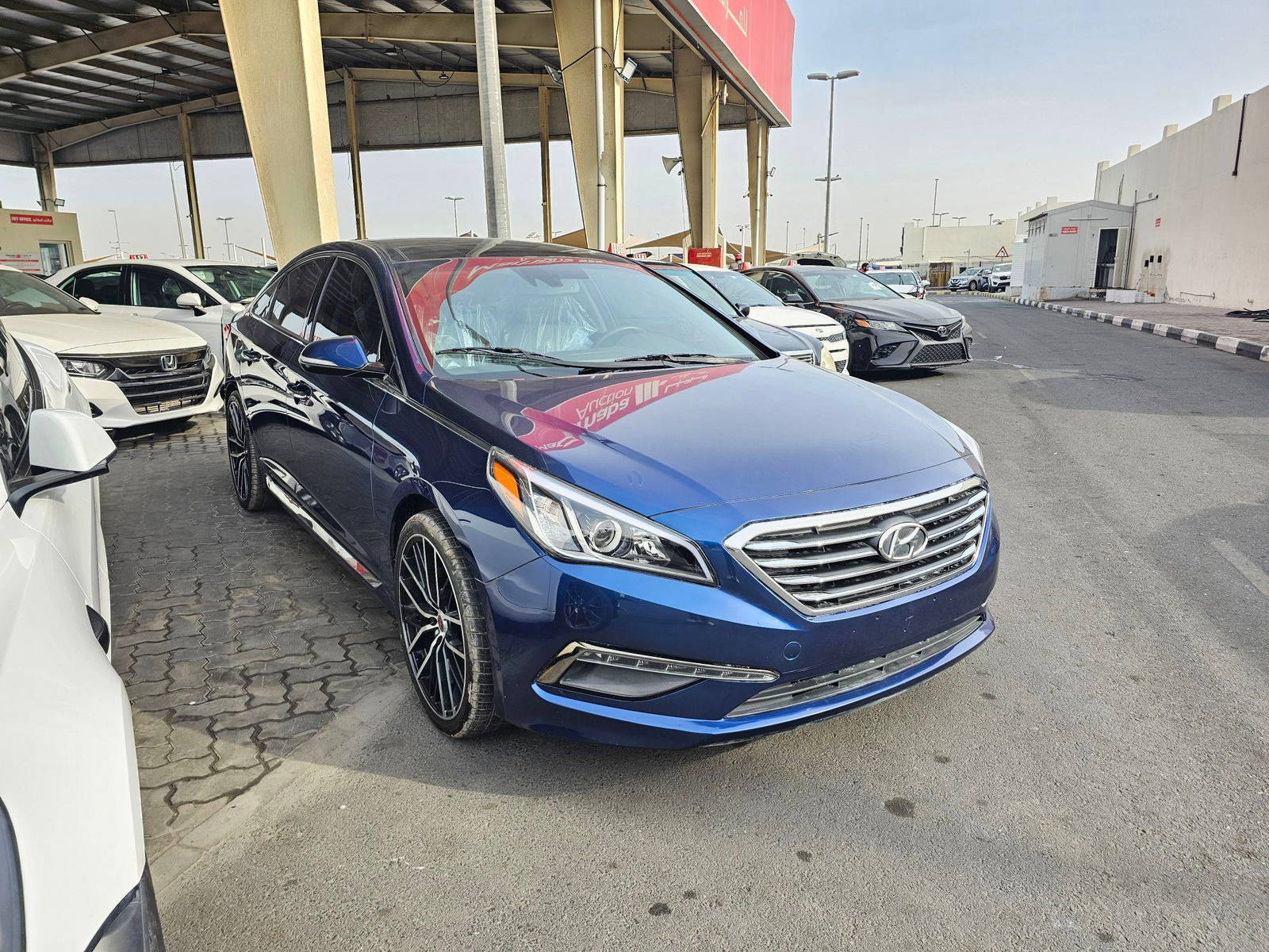 2015 HYUNDAI SONATA — 162016 Miles — Lot FH011263 — Souq - Marhaba Auctions Used Cars - Image 4