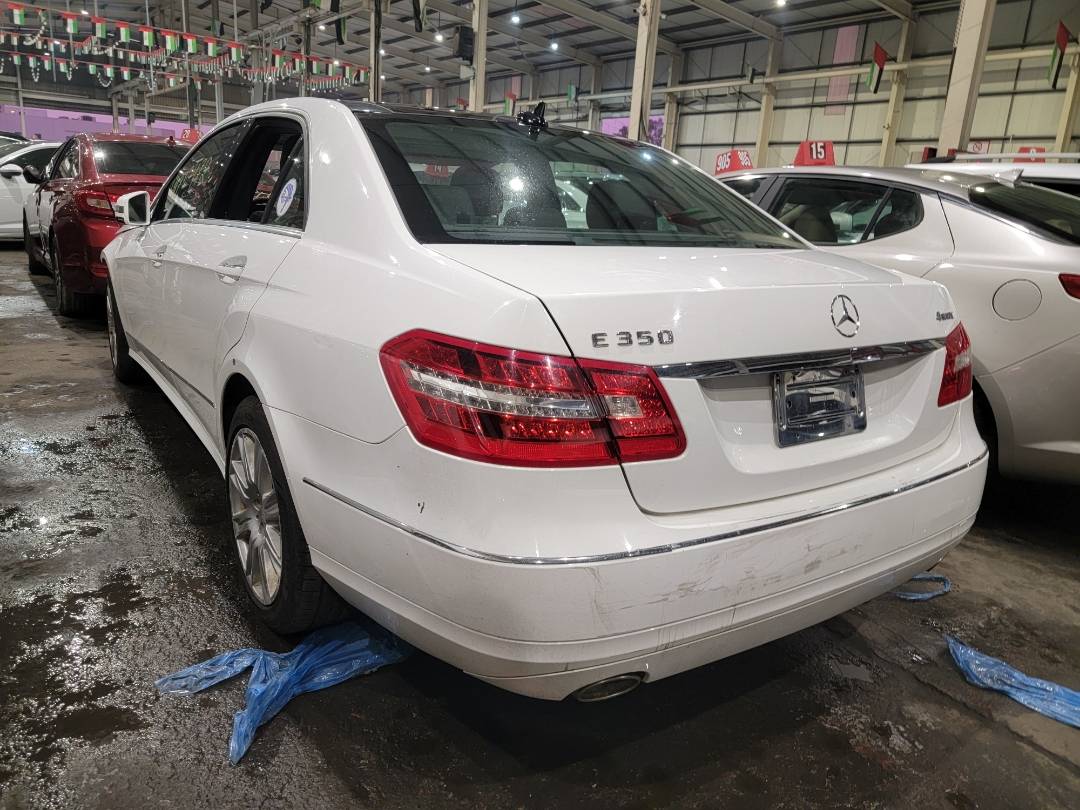 2013 MERCEDES BENZ E 350 — 178582 Miles — Lot DA766594 — Souq - Marhaba Auctions Used Cars - Image 4