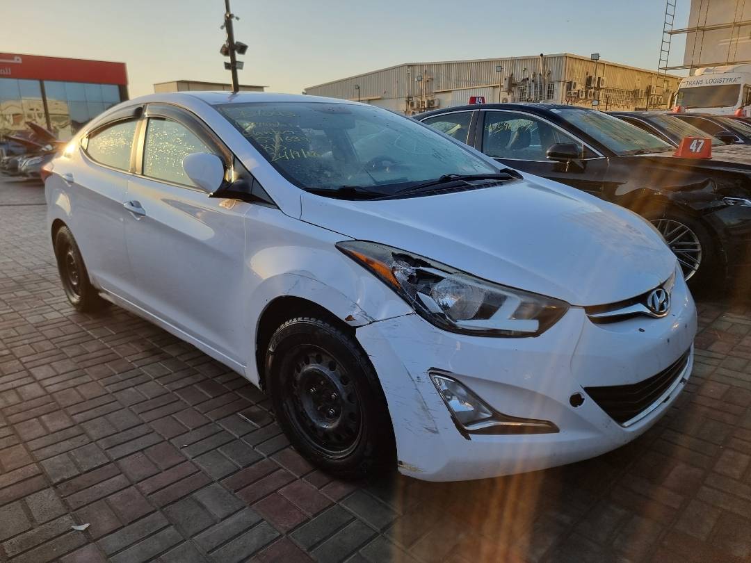 2016 HYUNDAI ELANTRA — 356768 KM — Lot 125487 — Ind. 12 - Marhaba Auctions Used Cars - Image 3