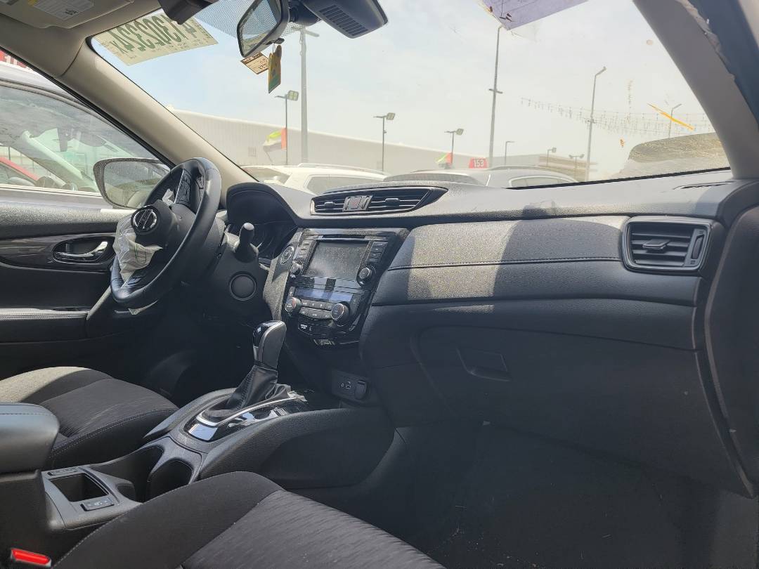 2019 NISSAN ROGUE — 33746 Miles — Lot 41302324 - Marhaba Auctions Used Cars - Image 4