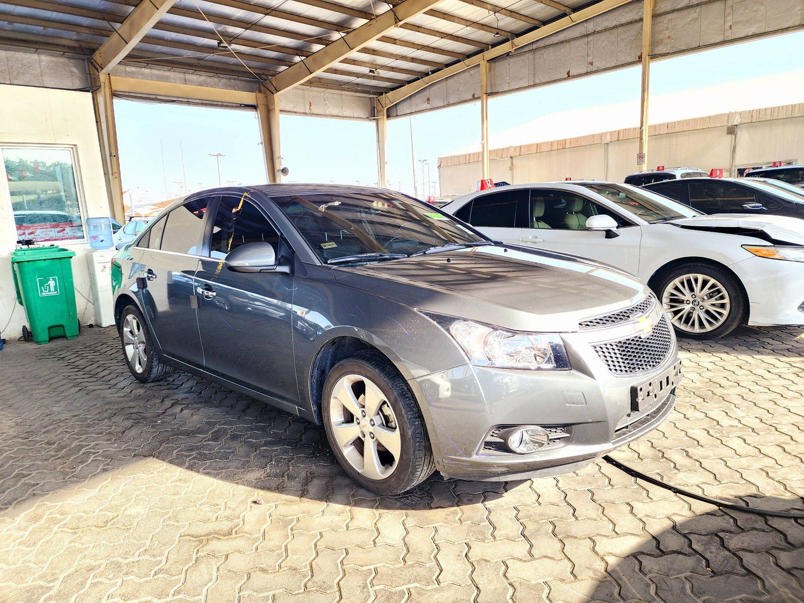 2011 CHEVROLET CRUIZE — 99644 KM — Lot 140642 — Souq - Marhaba Auctions Used Cars - Image 4