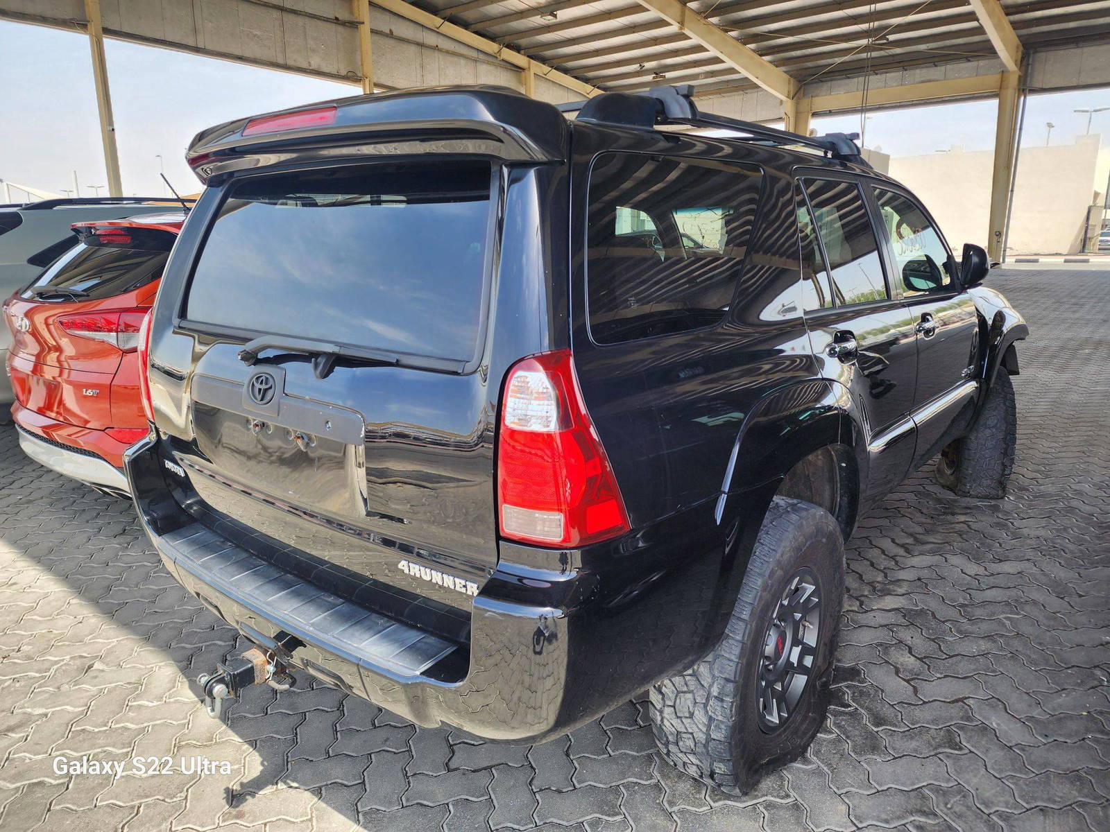 2006 TOYOTA 4RUNNER SR5 — 199466 Miles — Lot 38536850 - Marhaba Auctions Used Cars - Image 3