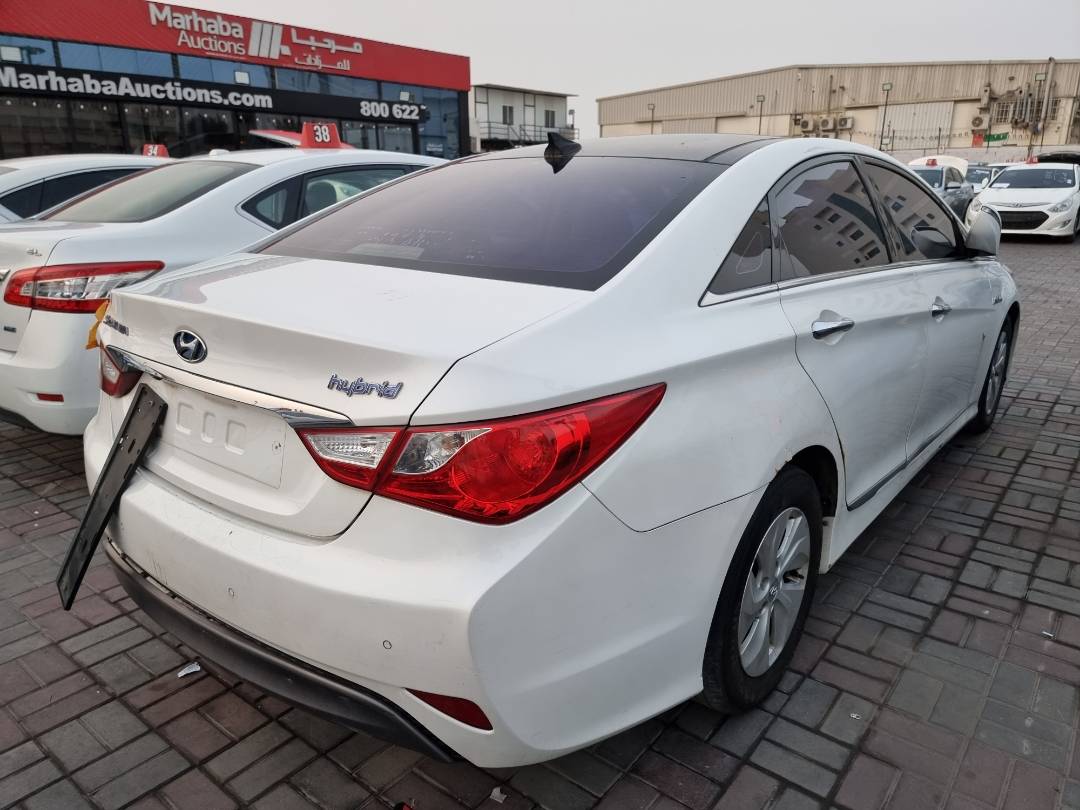 2014 HYUNDAI SONATA — 226134 KM — Lot 069346 — Ind. 12 - Marhaba Auctions Used Cars - Image 6