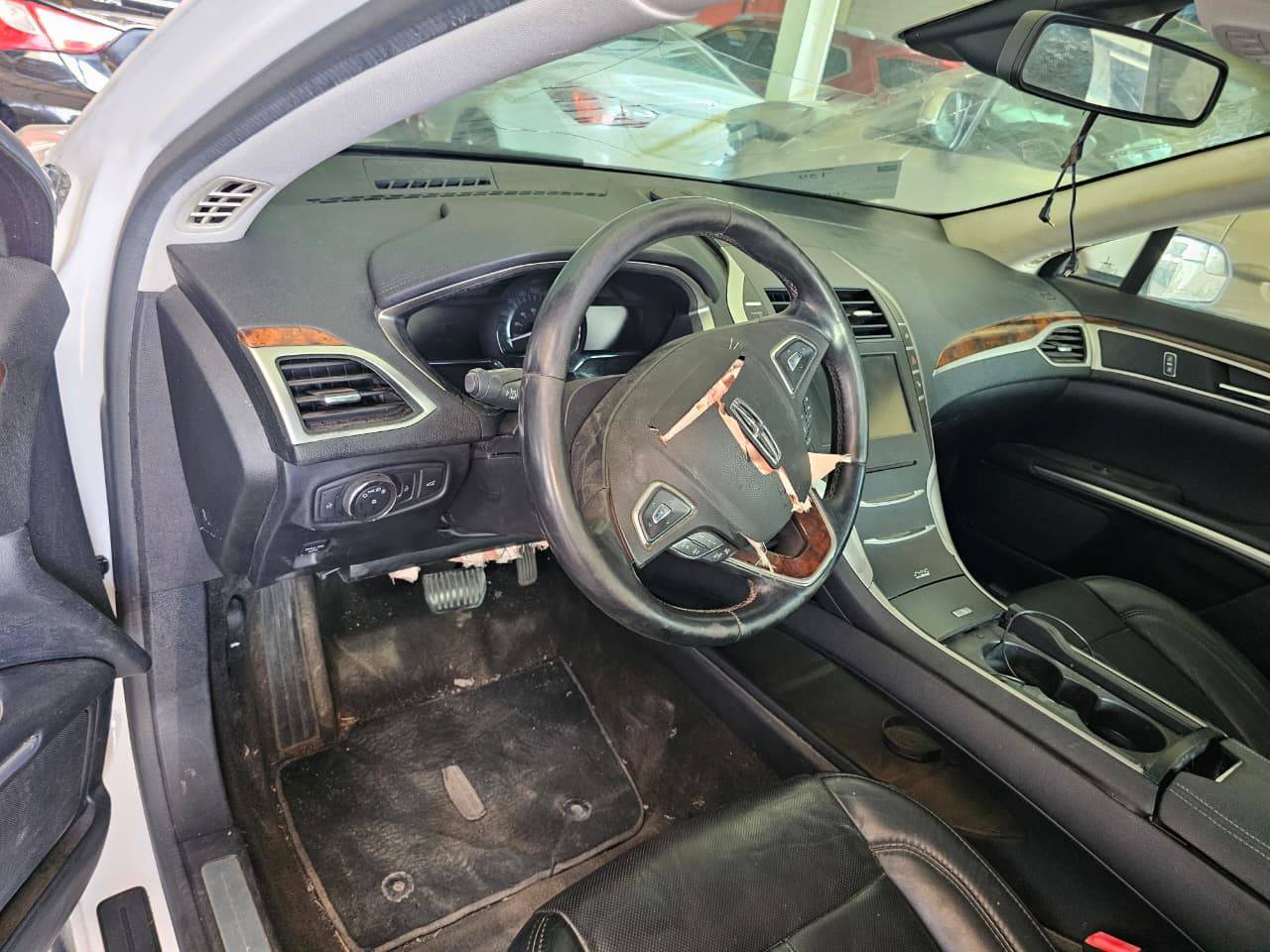 2015 LINCOLN MKZ — 254117 KM — Lot 8FR611474 — Main - Marhaba Auctions Used Cars - Image 7
