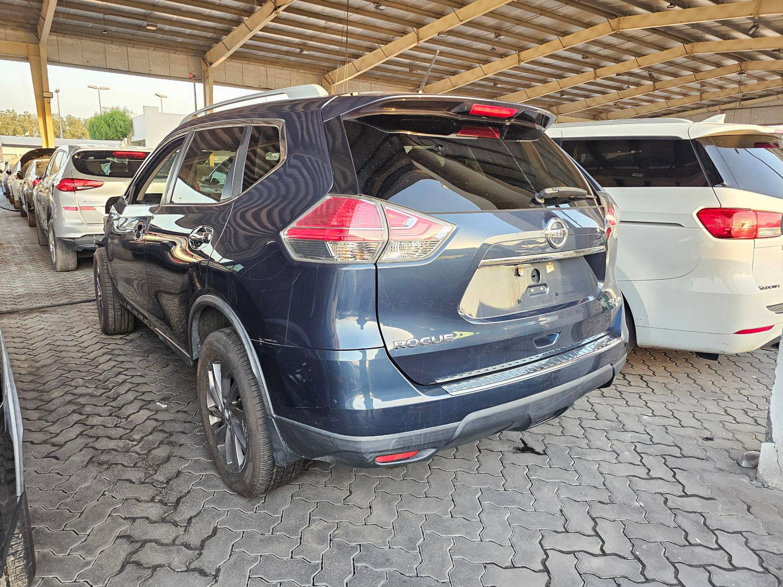 NISSAN ROGUE 2016 - Marhaba Auction Used Cars - Image 4