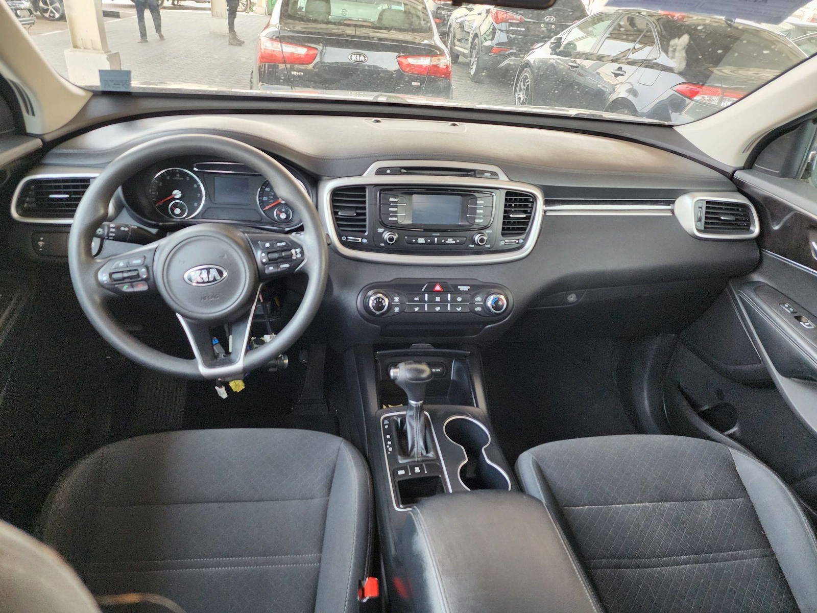 2018 KIA SORENTO — 164544 Miles — Lot 60928574 — Souq - Marhaba Auctions Used Cars - Image 7