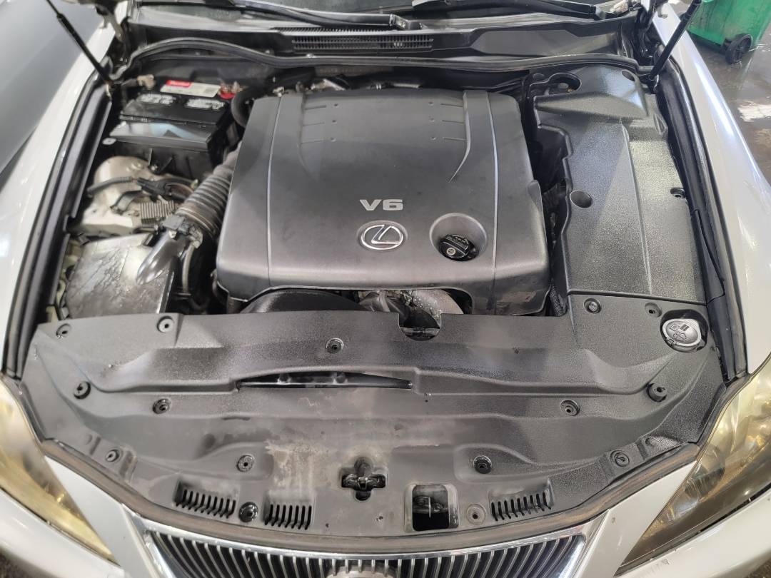 2007 LEXUS IS 250 — 216789 Miles — Lot 2047435 — Main - Marhaba Auctions Used Cars - Image 12
