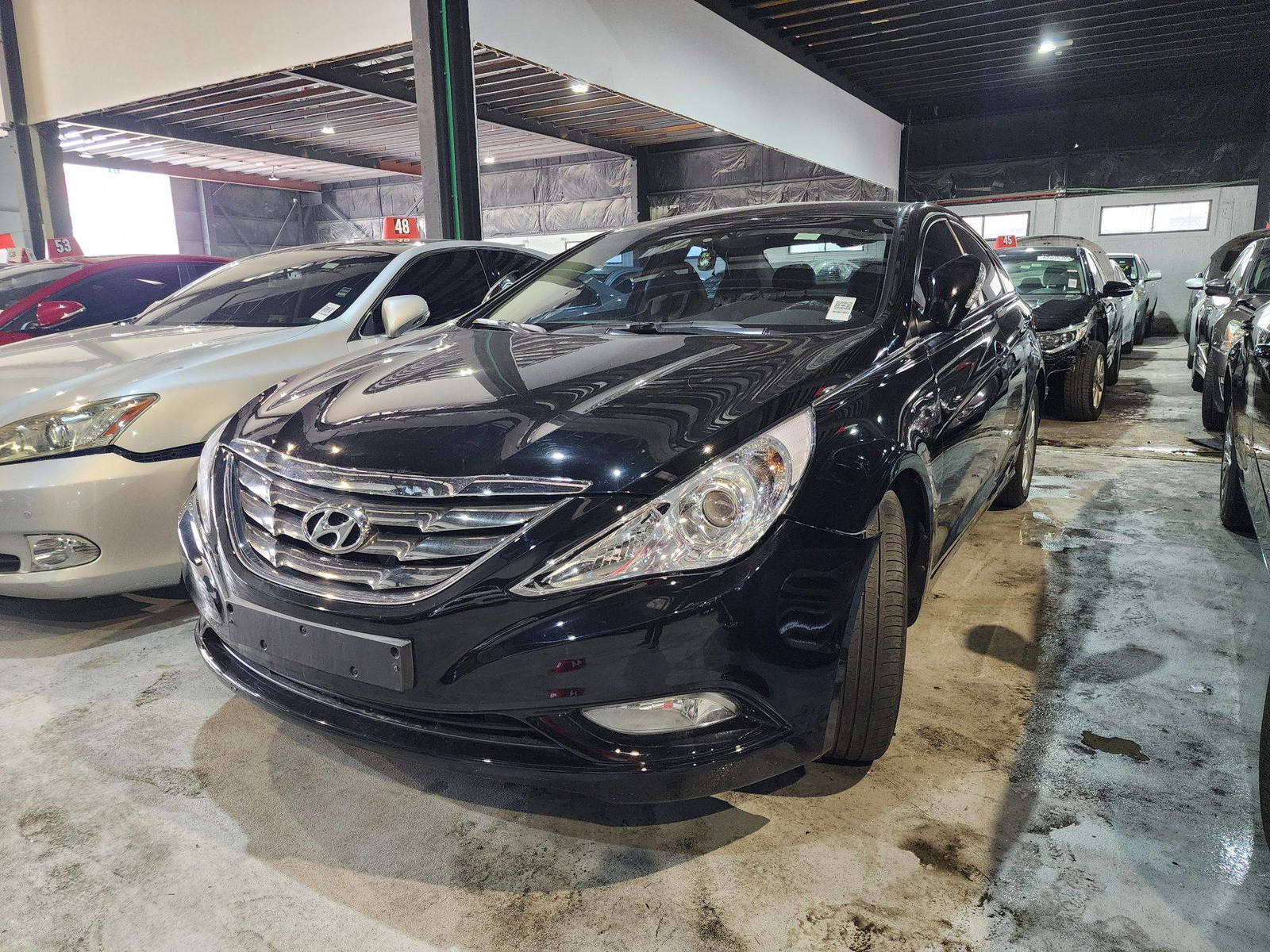 2011 HYUNDAI SONATA — 134456 KM — Lot 257351 — Al Quoz - Marhaba Auctions Used Cars - Image 3