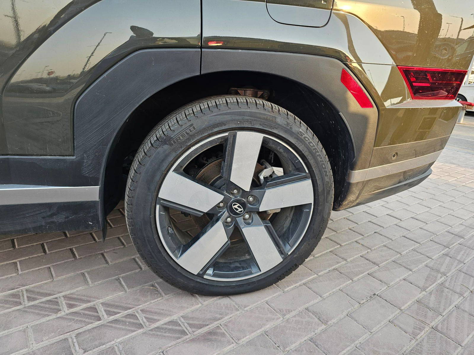 HYUNDAI SANTA FE 2024 - Marhaba Auction Used Cars - Image 11