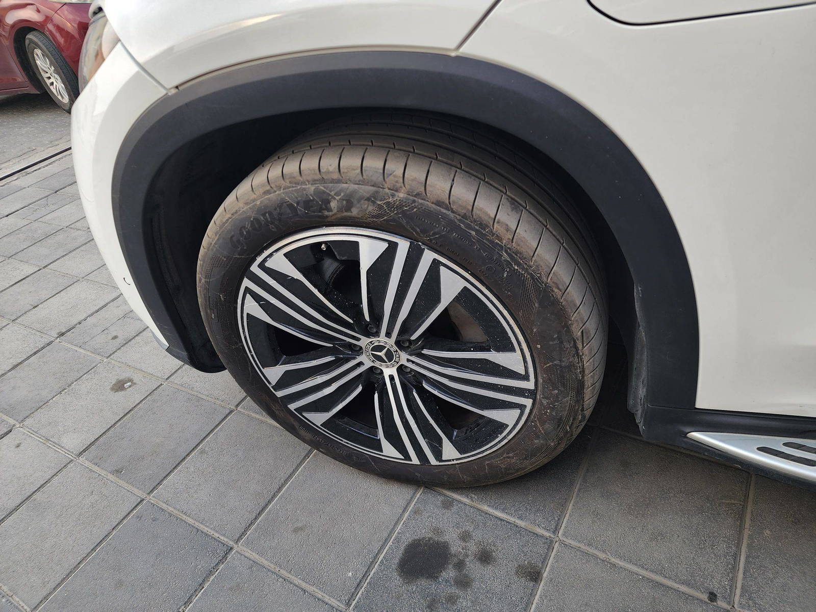 MERCEDES BENZ EQS 450+ 2023 - Marhaba Auction Used Cars - Image 7