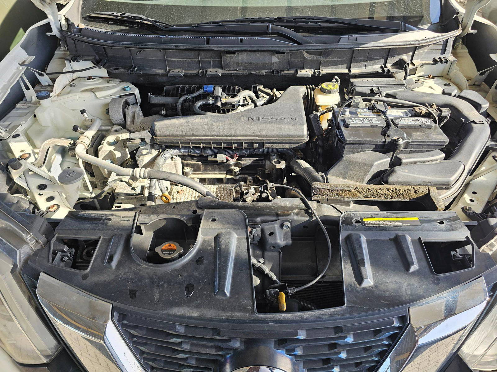 NISSAN ROGUE 2017 - Marhaba Auction Used Cars - Image 10