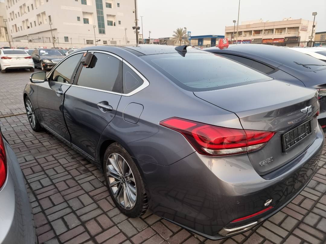 2014 HYUNDAI GENESIS — 157666 KM — Lot 215478 — Ind. 12 - Marhaba Auctions Used Cars - Image 4