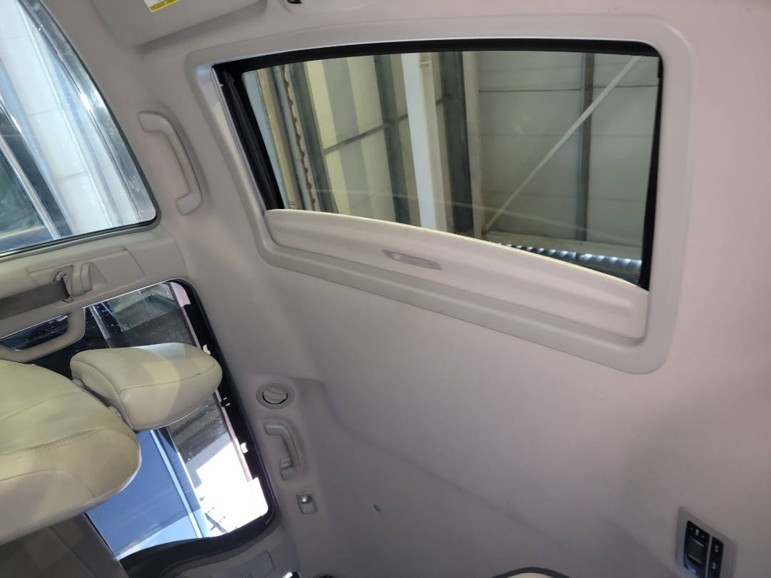 2014 TOYOTA SIENNA — 281719 Miles — Lot 439092 - Marhaba Auctions Used Cars - Image 10