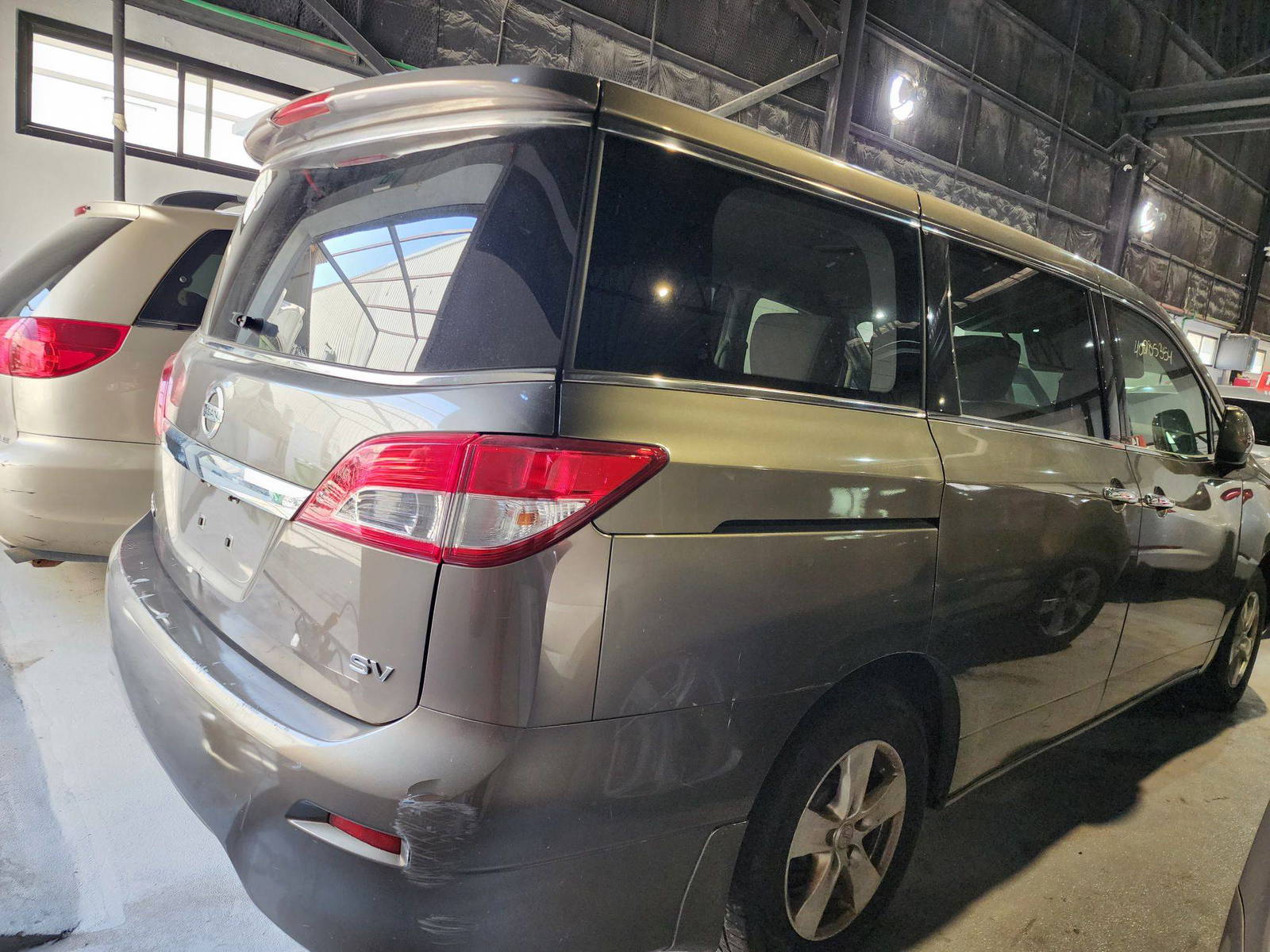 2015 NISSAN QUEST — 168185 Miles — Lot 40285354 — Al Quoz - Marhaba Auctions Used Cars - Image 6