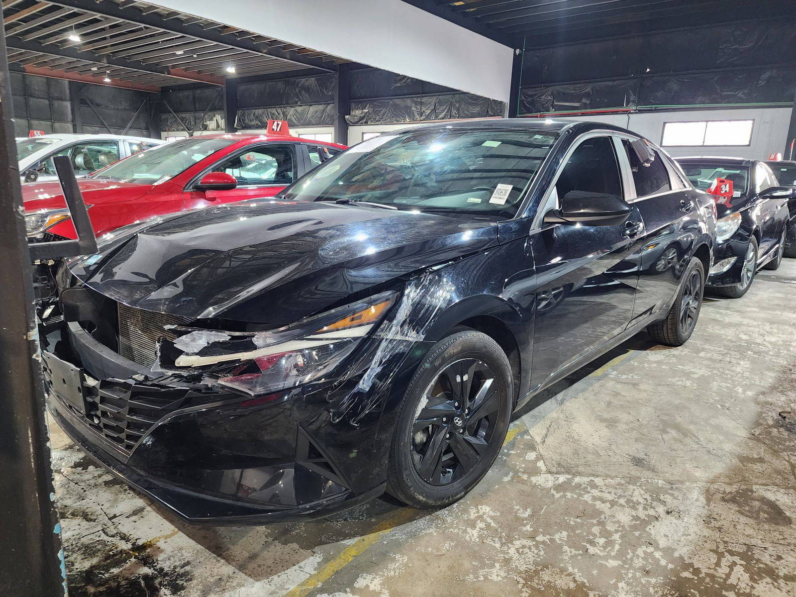 2021 HYUNDAI ELANTRA — 108349 KM — Lot 12134688 — Souq - Marhaba Auctions Used Cars - Image 6