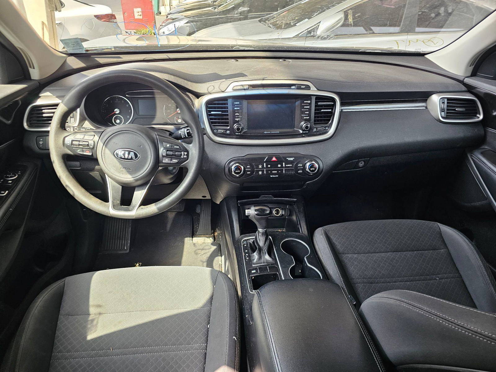 2018 KIA SORENTO — 96745 Miles — Lot 88134895 — Souq - Marhaba Auctions Used Cars - Image 7