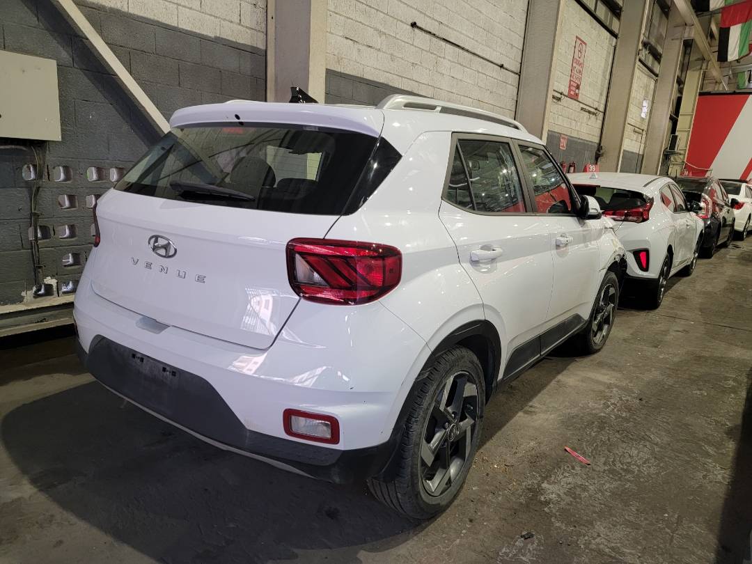 2020 HYUNDAI VENUE DENIM — 58456 KM — Lot LU024031 — Main - Marhaba Auctions Used Cars - Image 4