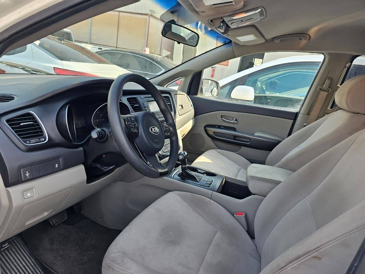 2015 KIA SEDONA — 166678 Miles — Lot 77300115 — Main - Marhaba Auctions Used Cars - Image 8