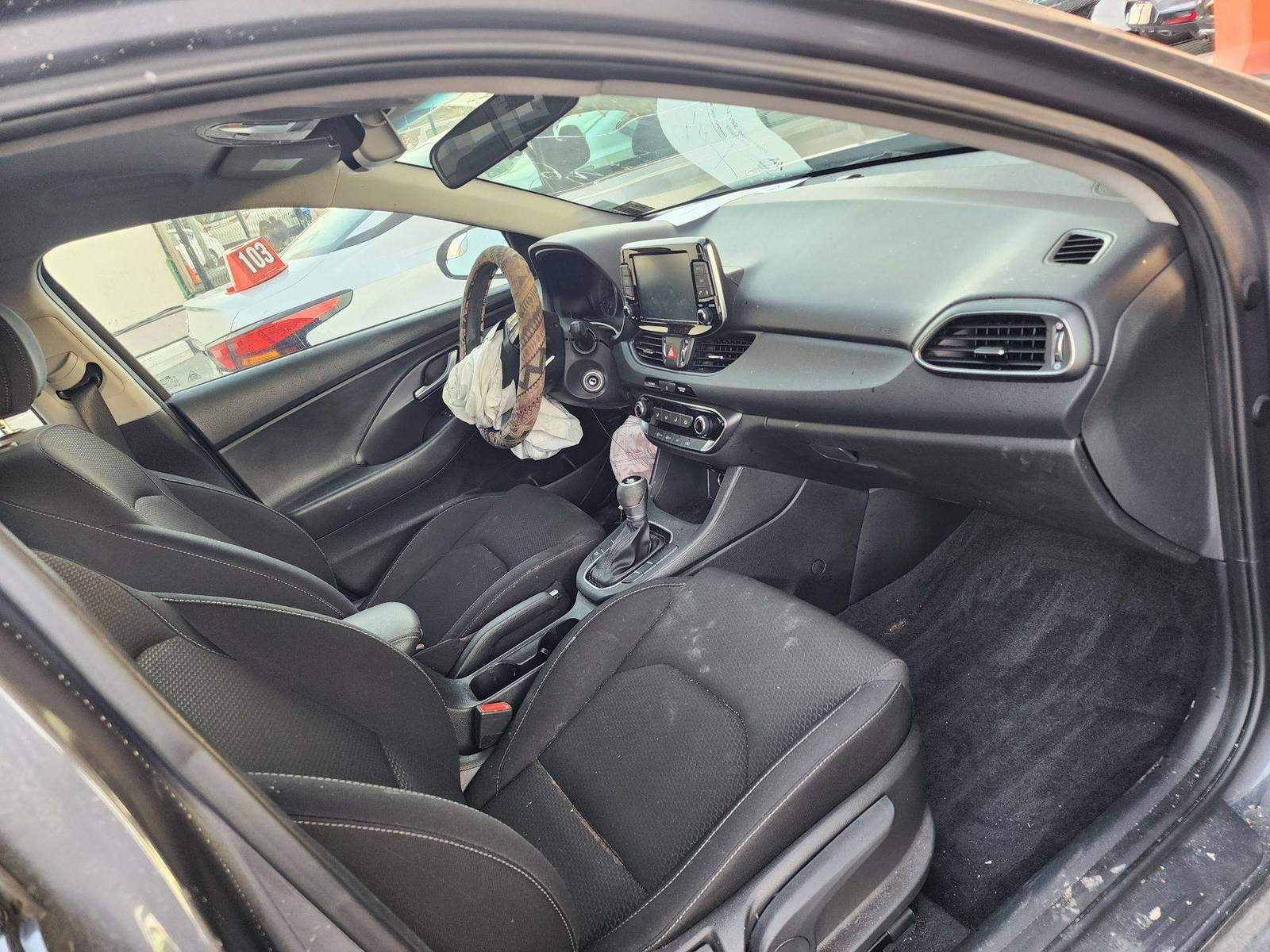 2018 HYUNDAI ELANTRA GT — 70556 Miles — Lot 38483216 — Souq - Marhaba Auctions Used Cars - Image 5