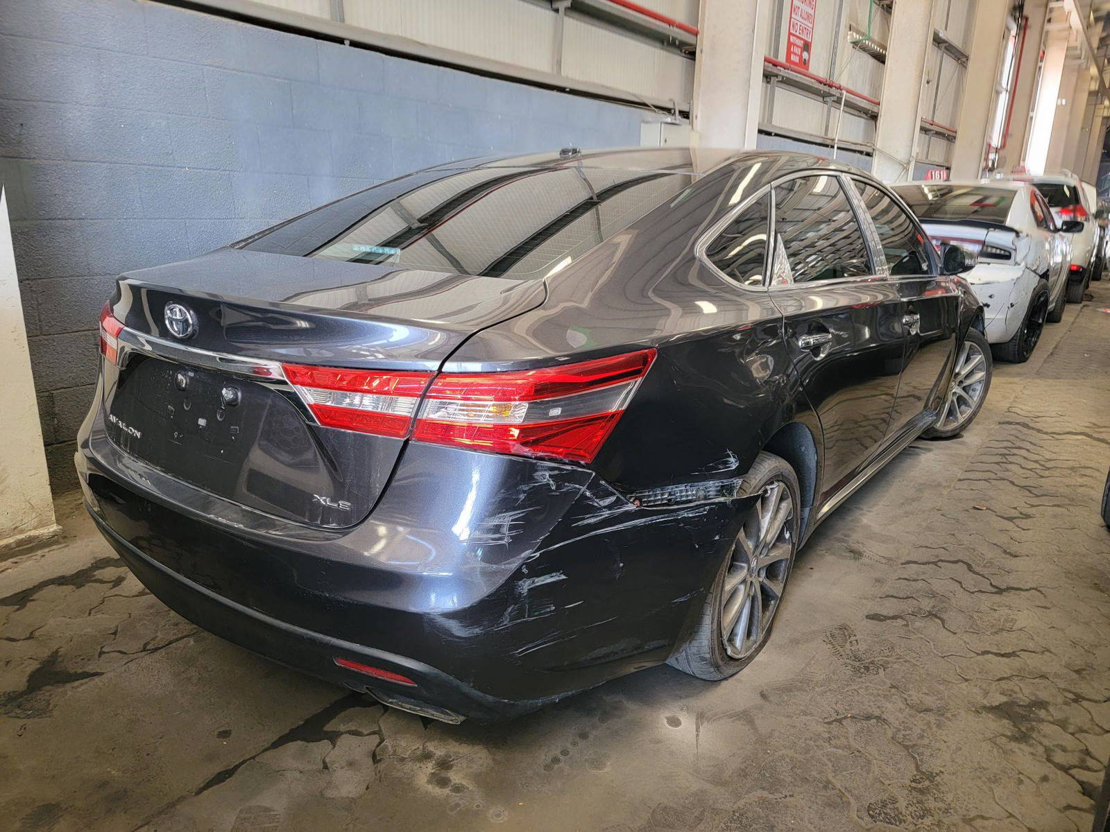 TOYOTA AVALON 2015 - Marhaba Auction Used Cars - Image 3