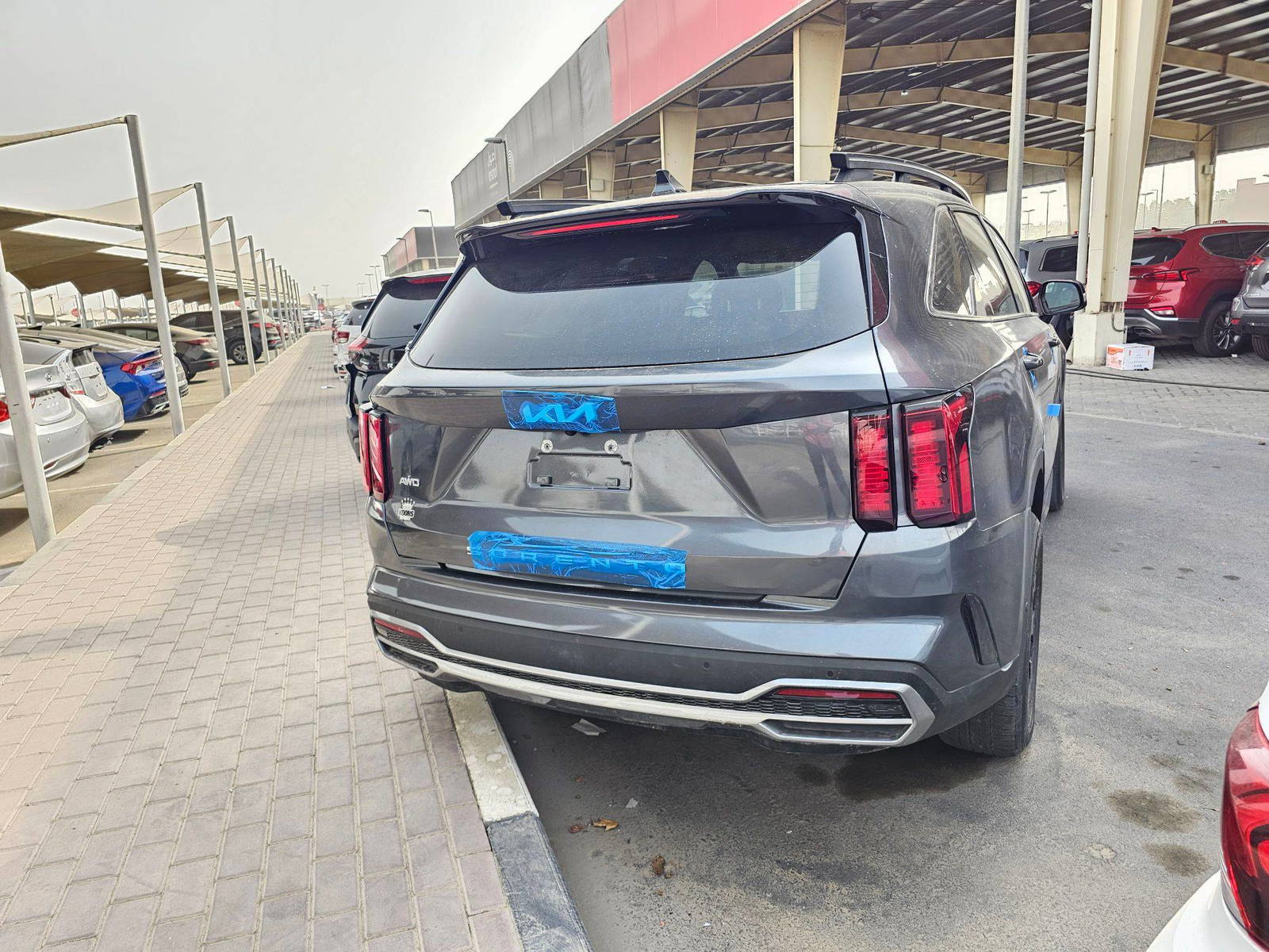 2022 KIA SORENTO — 26085 Miles — Lot 9NG080525 — Souq - Marhaba Auctions Used Cars - Image 5