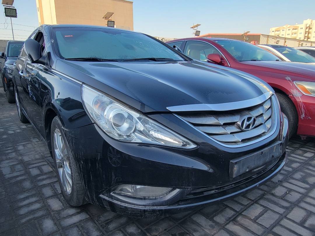 2010 HYUNDAI SONATA — 81422 KM — Lot A136574 — Main - Marhaba Auctions Used Cars - Image 4
