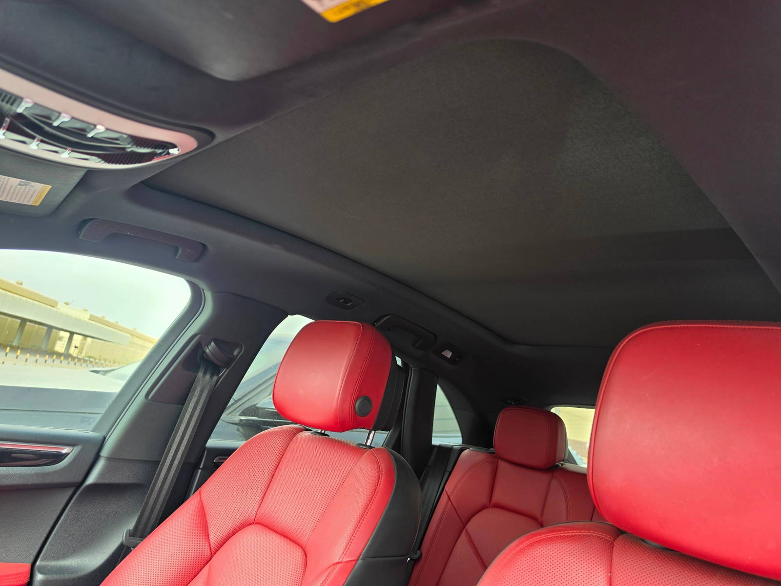 2021 PORSCHE MACAN — 31389 KM — Lot 84763285 - Marhaba Auctions Used Cars - Image 10