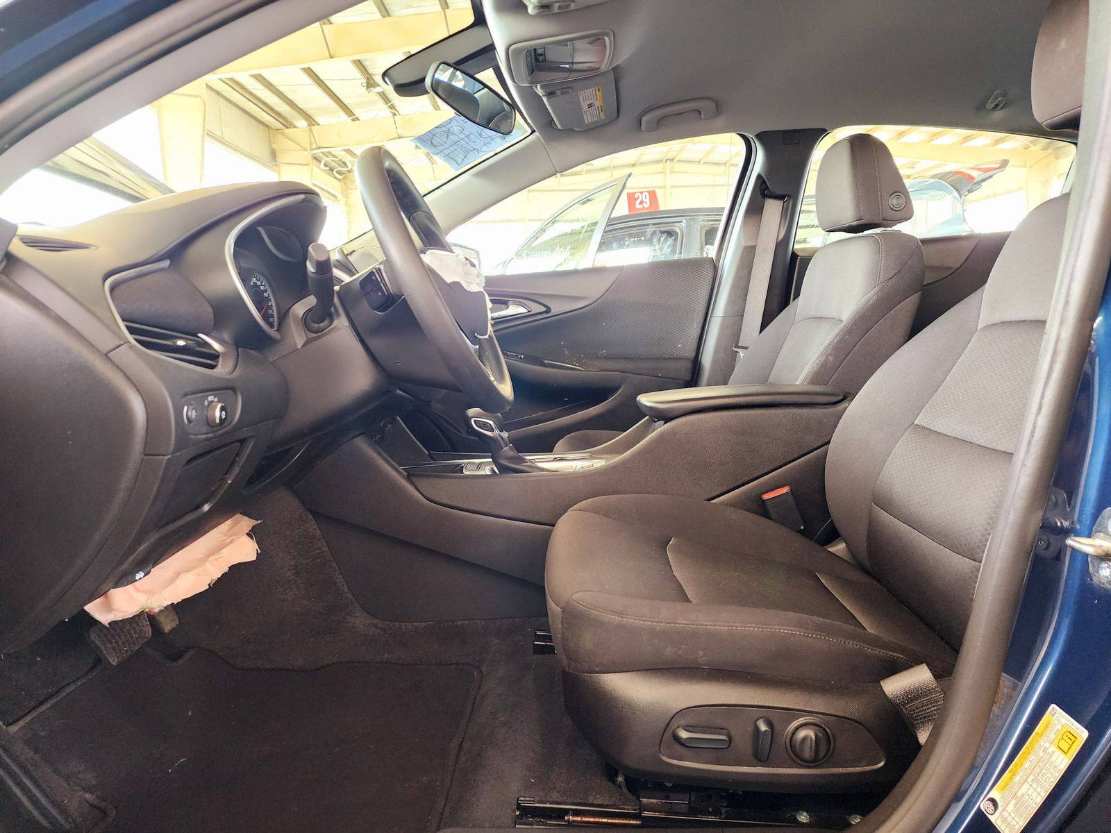 2022 CHEVROLET MALIBU — 82809 KM — Lot NF164735 — Souq - Marhaba Auctions Used Cars - Image 8