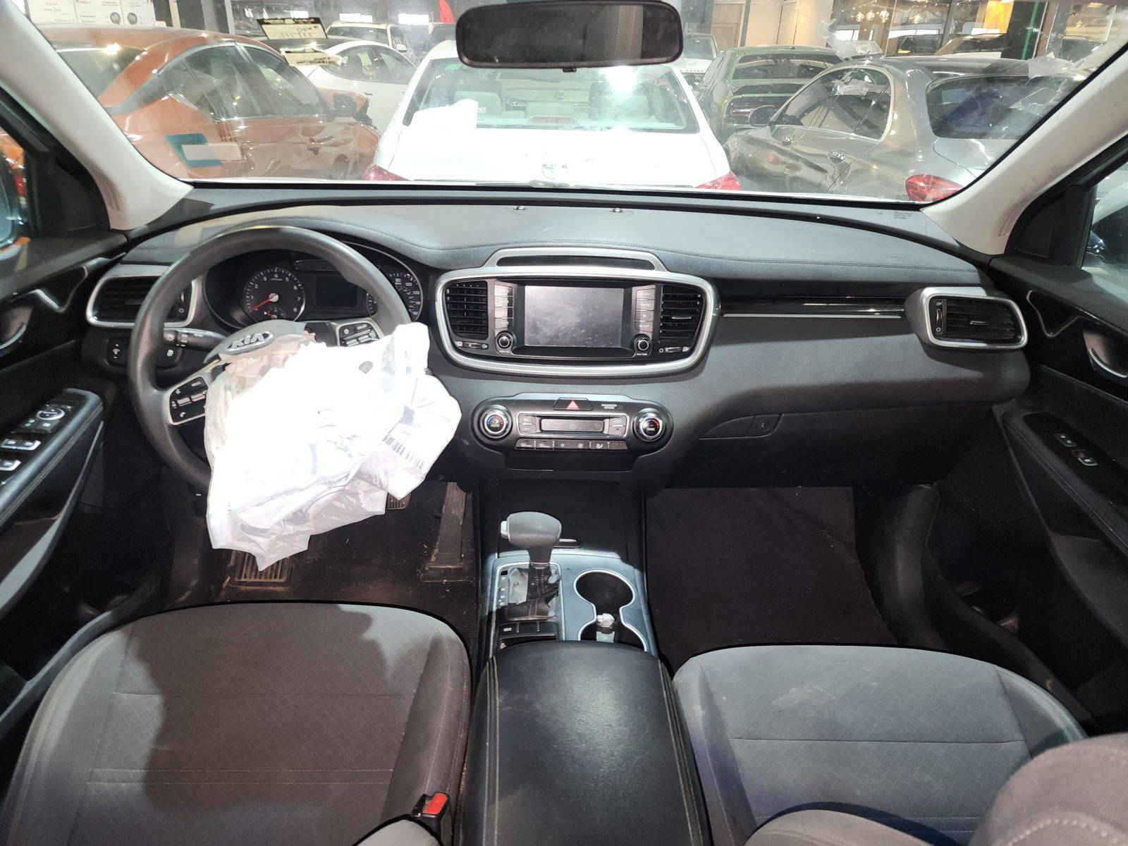 KIA SORENTO 2019 - Marhaba Auction Used Cars - Image 8