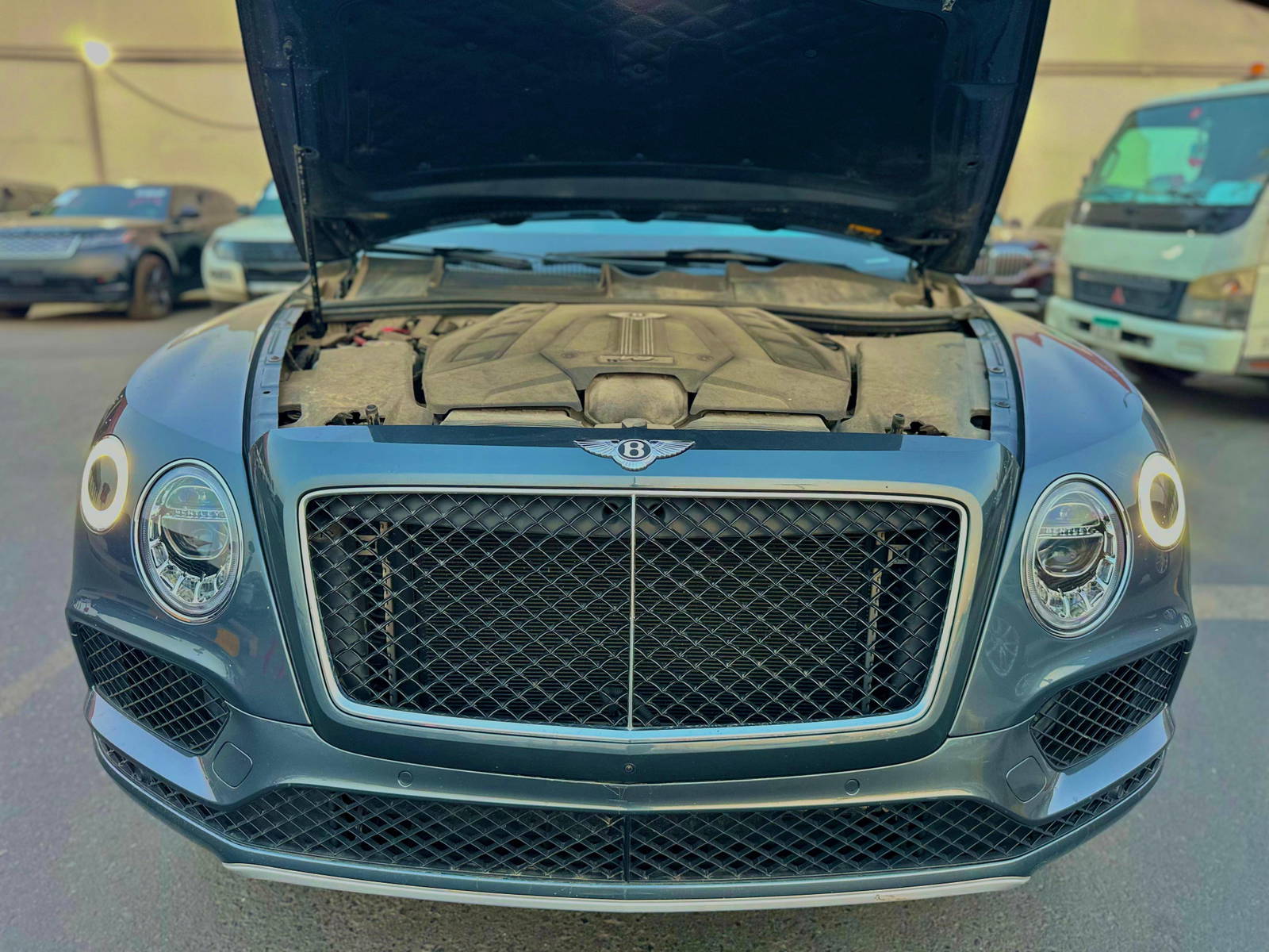 2019 BENTLEY BENTAYGA — 54773 KM — Lot 25195 — Al Quoz - Marhaba Auctions Used Cars - Image 16