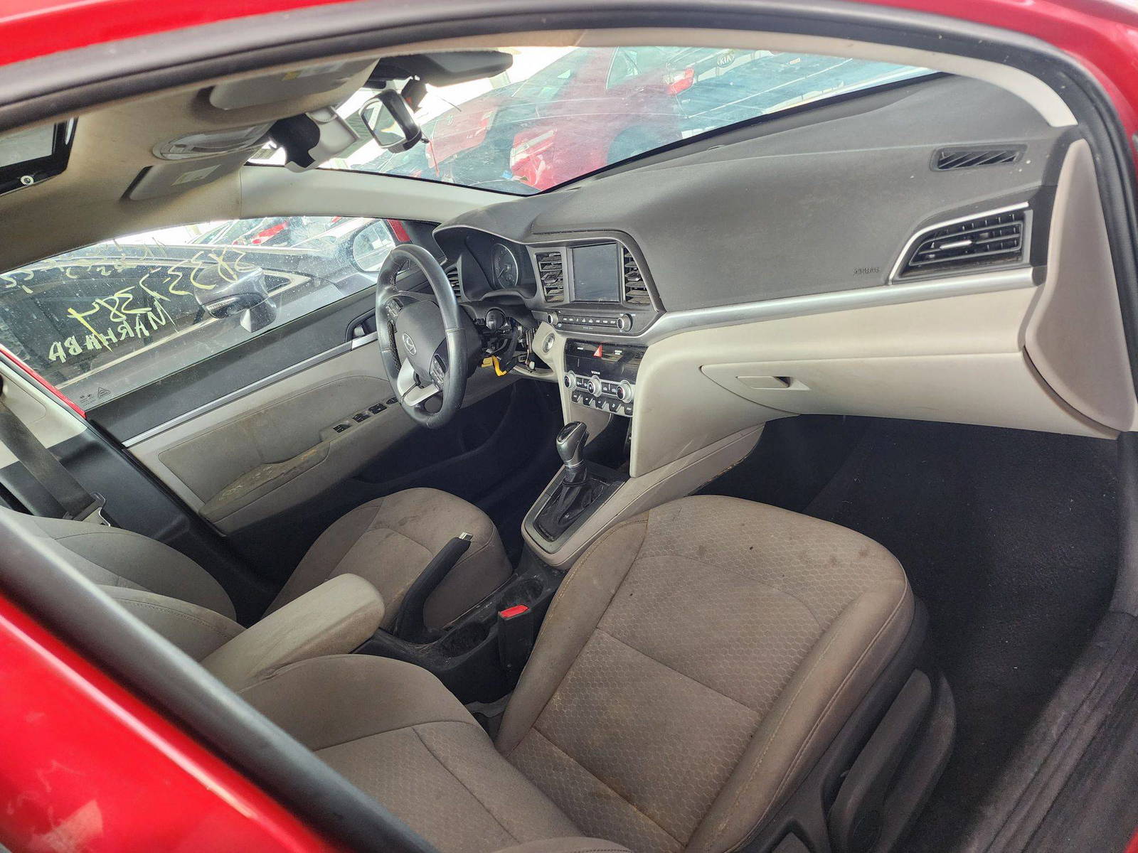 2020 HYUNDAI ELANTRA — 71083 Miles — Lot 38337384 — Souq - Marhaba Auctions Used Cars - Image 5